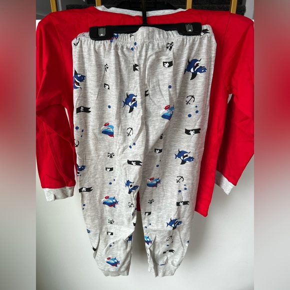 Kids Baby Shark Pyjama Set - Picture 3 of 3